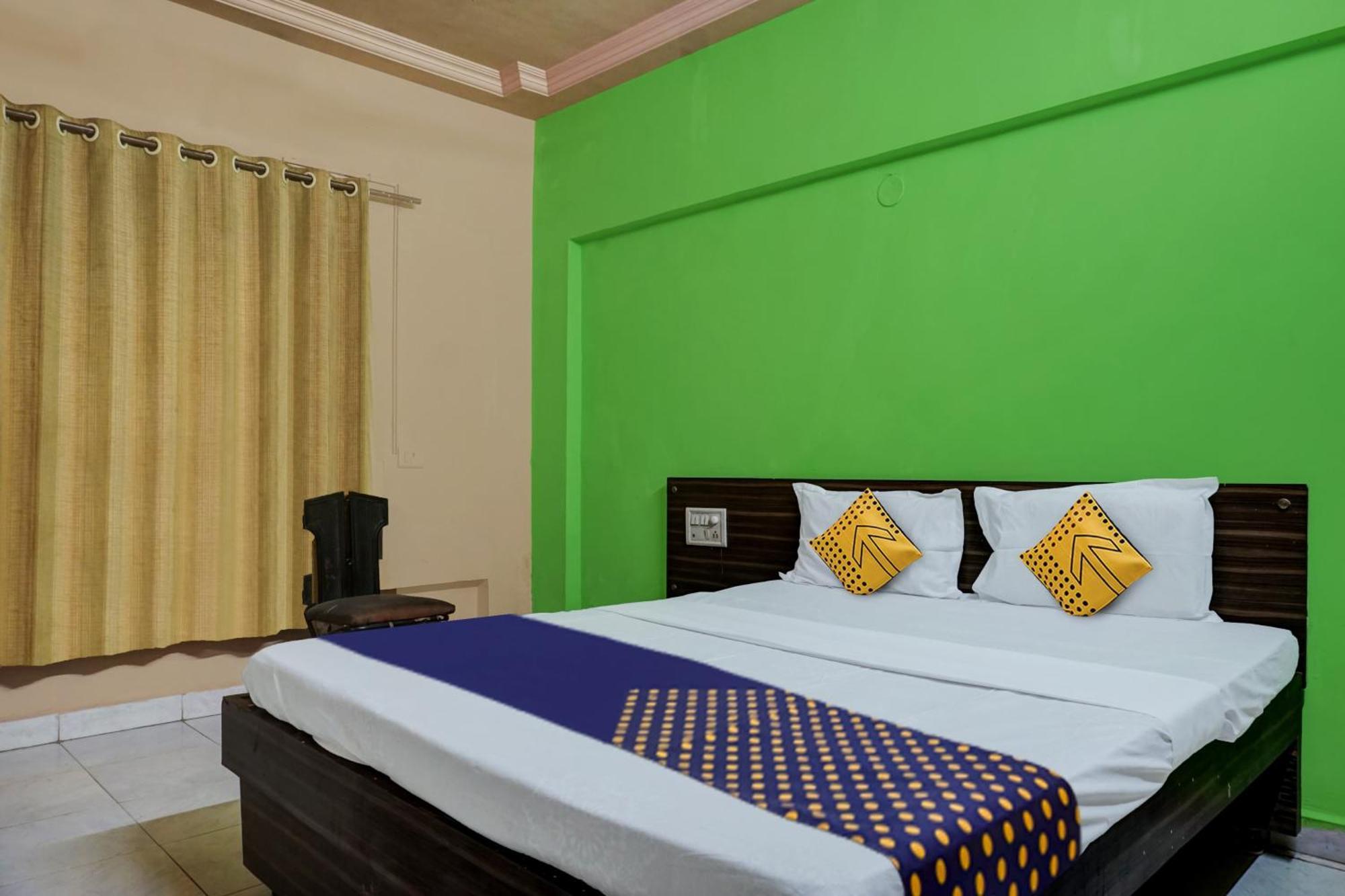 Hotel O Akash Lodge Lātūr Екстериор снимка