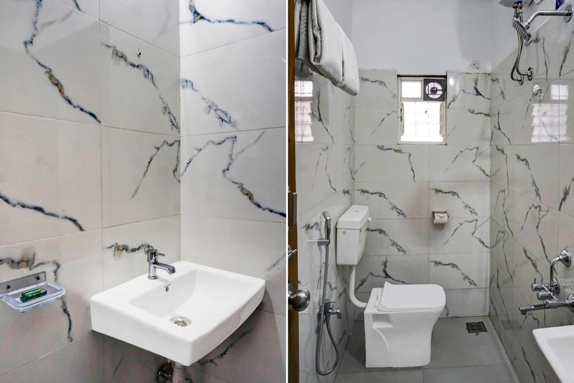 Hotel O Akash Lodge Lātūr Екстериор снимка